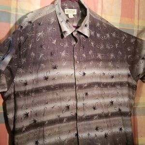 02# xxxL outfitters mans shirt